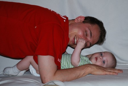 2.7.2010: Po objímaní som ho ešte vyťahal za nos, preventívne :)